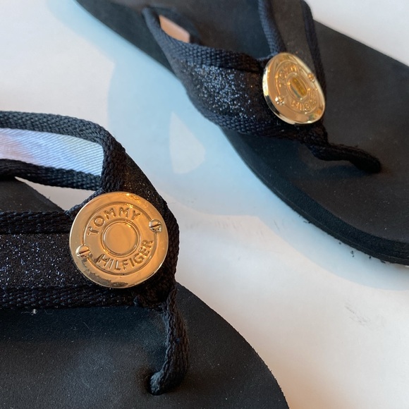 Tommy Hilfiger Black Flip Flop - Picture 2 of 5
